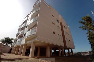 Apartamento para alugar - 106m&sup2; - Centro