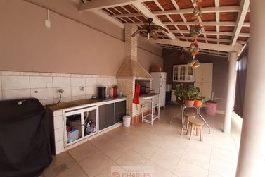 Casa &agrave; venda - 160m&sup2; - Centro