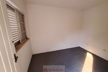 Casa para alugar - 444m&sup2; - Centro
