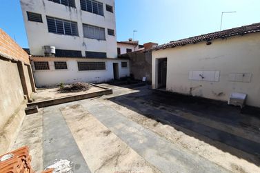 Sala Comercial para alugar - 200m&sup2; - Centro