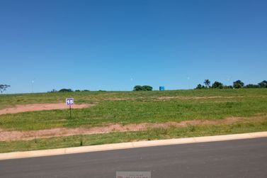 Terreno &agrave; venda - 10m&sup2; - Centro