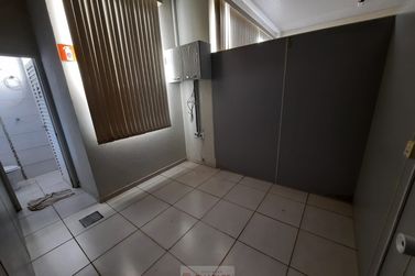 Sala Comercial para alugar - 205m&sup2; - Centro