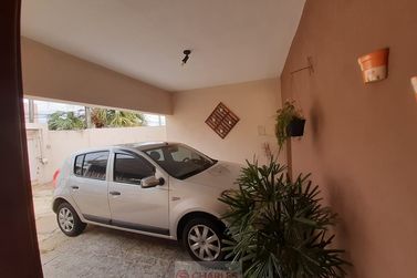 Casa &agrave; venda - 121m&sup2; - Centro