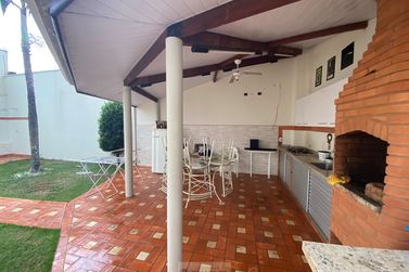 Casa &agrave; venda - 175m&sup2; - Centro
