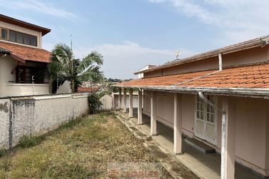 Casa &agrave; venda - 238m&sup2; - Centro
