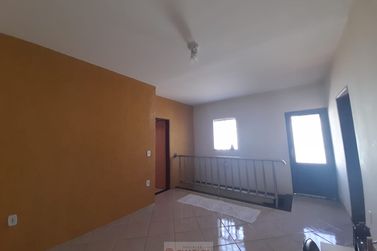 Casa &agrave; venda - 280m&sup2; - Centro
