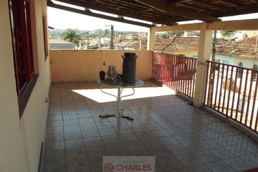 Casa &agrave; venda - 348m&sup2; - Centro