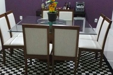 Casa &agrave; venda - 200m&sup2; - Centro