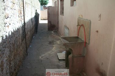 Casa &agrave; venda - 150m&sup2; - Centro