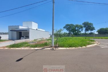 Terreno &agrave; venda - 10m&sup2; - Centro