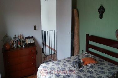 Casa &agrave; venda - 200m&sup2; - Centro