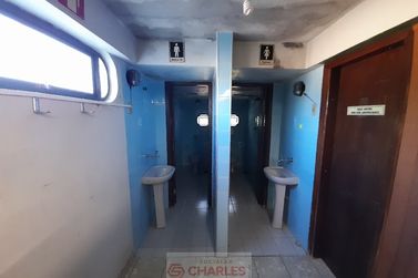 Sal&atilde;o Comercial para alugar - 400m&sup2; - Centro