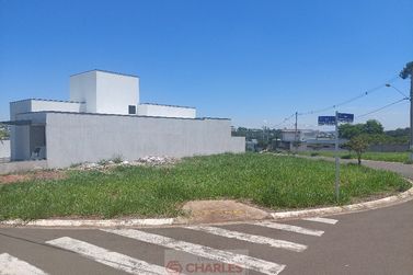 Terreno &agrave; venda - 10m&sup2; - Centro