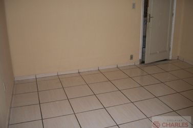 Casa para alugar - 357m&sup2; - Centro