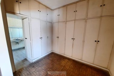 Casa para alugar - 10m&sup2; - Centro