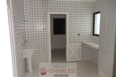 Apartamento &agrave; venda - 180m&sup2; - Centro