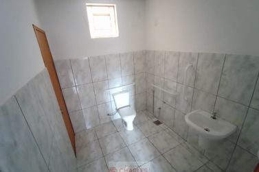 Sal&atilde;o Comercial para alugar - 207m&sup2; - Centro