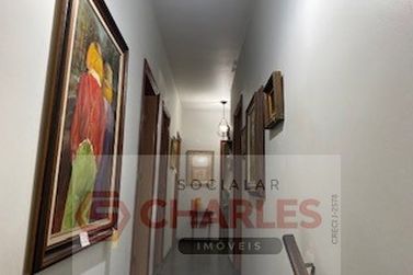 Casa &agrave; venda - 360m&sup2; - Centro