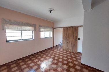 Casa para alugar - 268m&sup2; - Centro