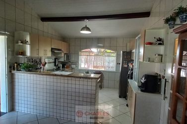 S&iacute;tio &agrave; venda - 300m&sup2; - Centro