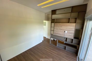 Casa &agrave; venda - 245m&sup2; - Centro