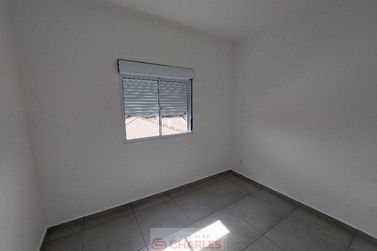 Apartamento para alugar - 48m&sup2; - Centro