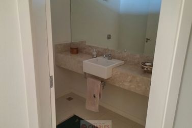 Casa &agrave; venda - 320m&sup2; - Centro