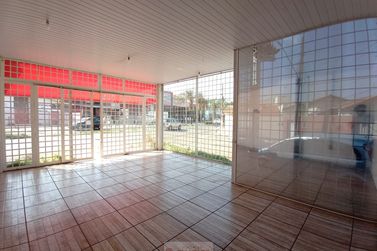 Sal&atilde;o Comercial para alugar - 70m&sup2; - Centro