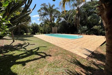 S&iacute;tio &agrave; venda - 207m&sup2; - Centro