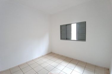 Casa para alugar - 107m&sup2; - Centro