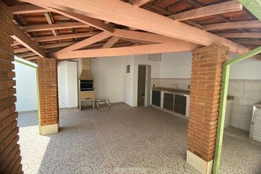 Casa &agrave; venda - 293m&sup2; - Centro