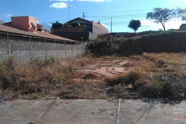 Terreno &agrave; venda - 10m&sup2; - Centro