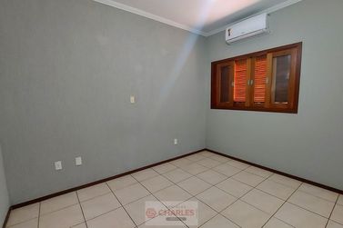 Casa &agrave; venda - 185m&sup2; - Centro