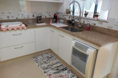 Casa &agrave; venda - 250m&sup2; - Centro