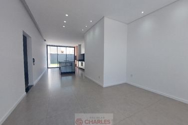 Casa &agrave; venda - 155m&sup2; - Centro