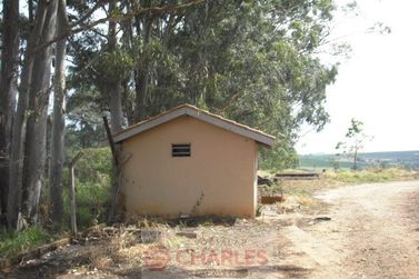 Sal&atilde;o Comercial para alugar - 10m&sup2; - Centro