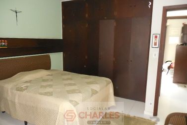 Casa &agrave; venda - 313m&sup2; - Centro