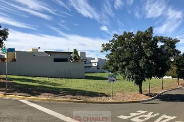 Terreno &agrave; venda - 10m&sup2; - Centro