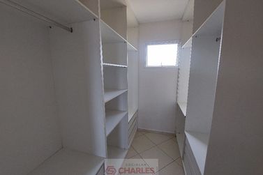 Apartamento para alugar - 104m&sup2; - Centro
