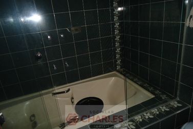 Casa &agrave; venda - 330m&sup2; - Centro