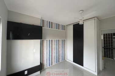 Apartamento &agrave; venda - 103m&sup2; - Centro