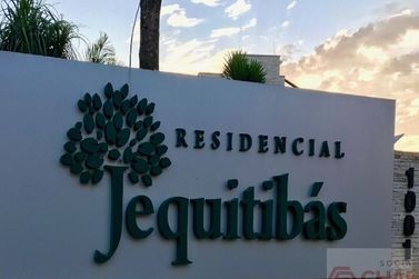 Casa &agrave; venda - 369m&sup2; - Centro