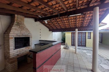 Casa para alugar - 93m&sup2; - Centro