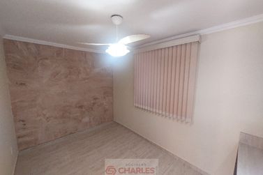 Apartamento para alugar - 48m&sup2; - Centro
