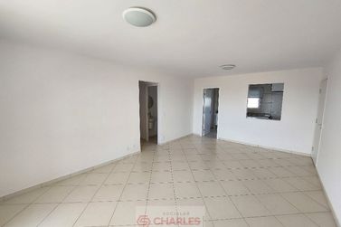 Apartamento para alugar - 105m&sup2; - Centro