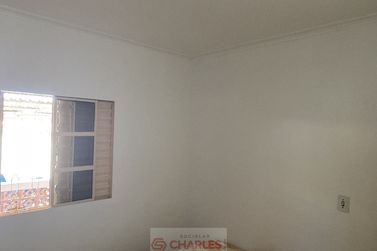 S&iacute;tio &agrave; venda - 450m&sup2; - Centro