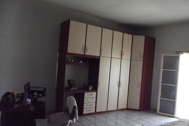Casa &agrave; venda - 360m&sup2; - Centro