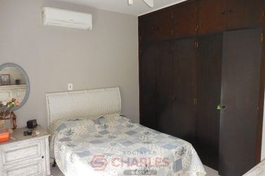 Casa &agrave; venda - 313m&sup2; - Centro