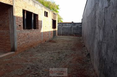 Casa &agrave; venda - 120m&sup2; - Centro