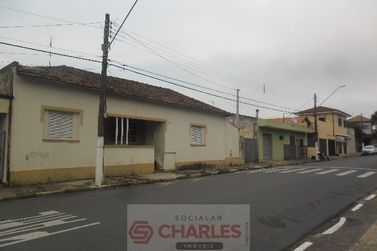 Casa &agrave; venda - 10m&sup2; - Centro